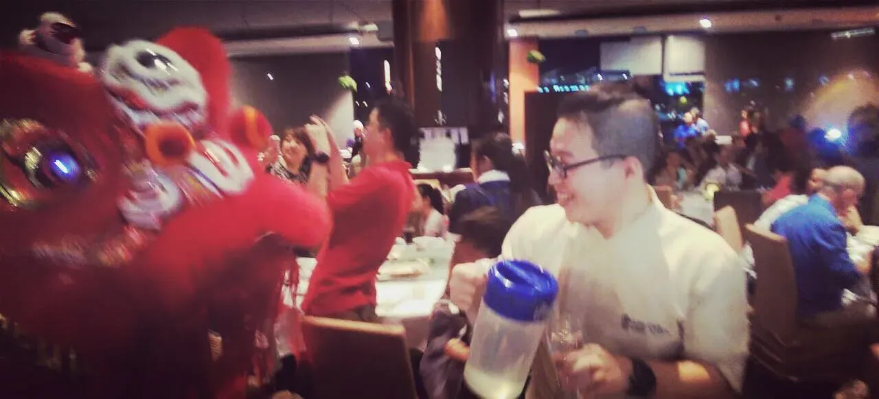 過年時忙到爆炸的餐廳