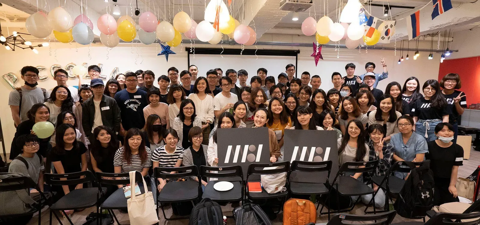 參加台北設計社群聚會的與會者大合照